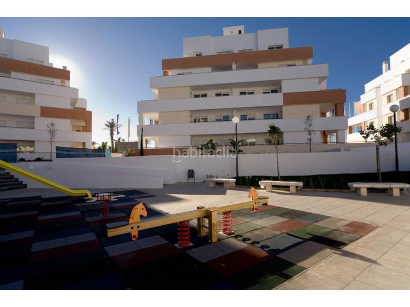 Foto 22cf64d0-d964-4dbe-9284-263e0edbcd12. Appartamento con riscaldamento parcheggio piscina in Roquetas de Mar