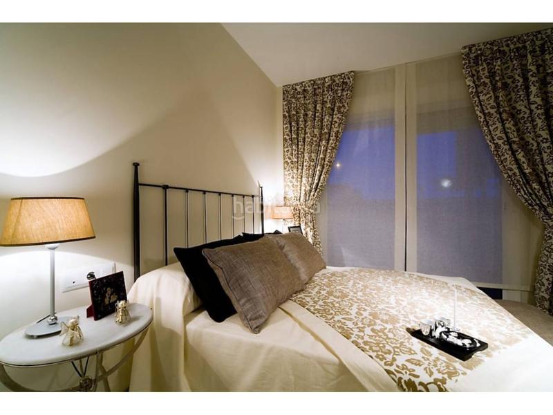 Foto f799f9d0-33cc-4c9f-b00d-89b3fb2693f4. Piccolo appartamento con riscaldamento parcheggio piscina in Roquetas de Mar