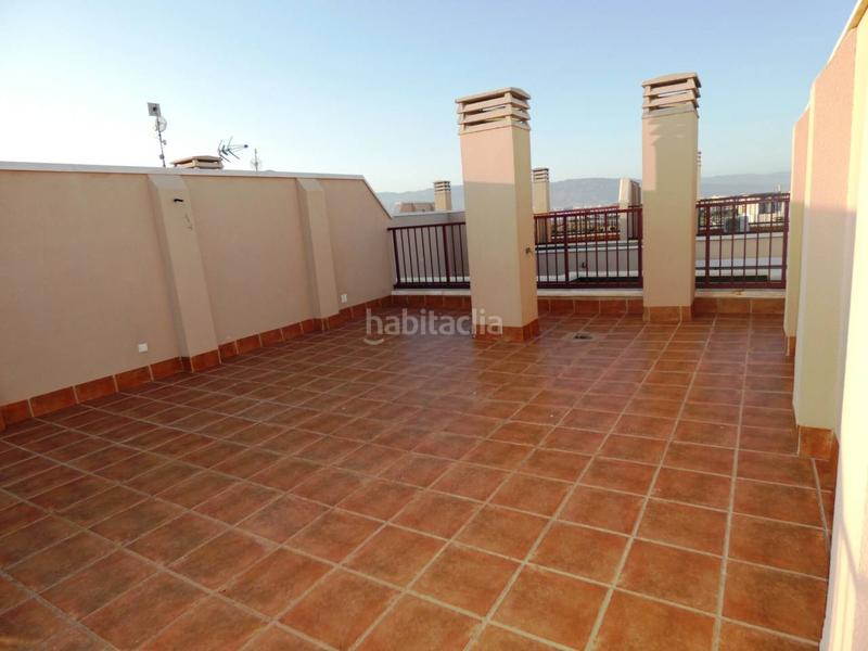 Foto 0d9f90ee-8b7d-4852-b83d-9bbdb3c0f05a. Ático atico en venta en urbanización las marinas en Roquetas de Mar