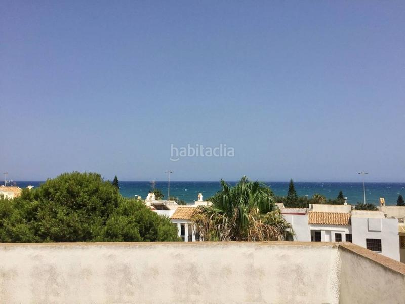 Foto 4fe918e0-0852-4168-8feb-0200c73626d0. Chalet  en venta en urbanización las marinas en Roquetas de Mar