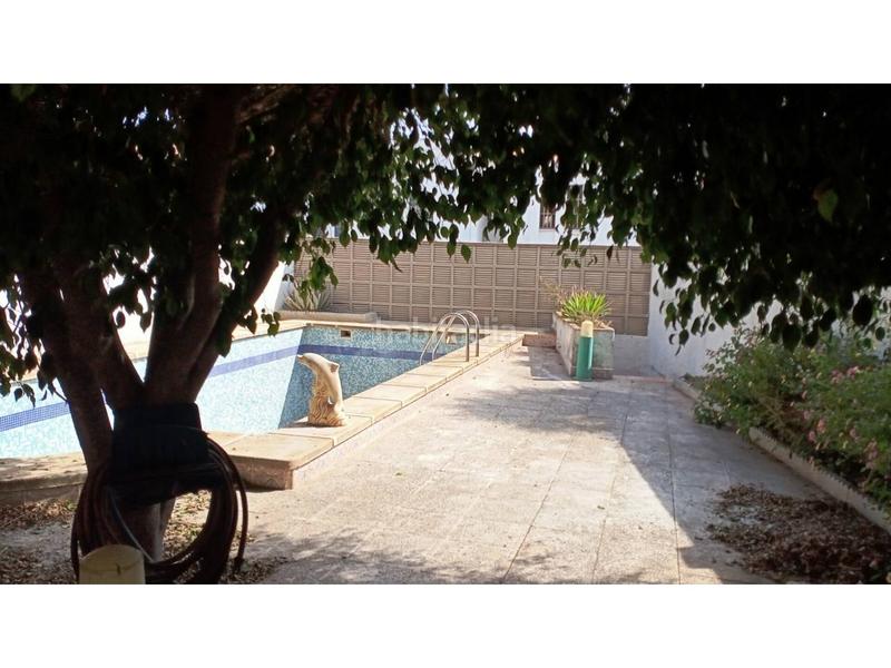 Foto 7e3d7f5f-1b5f-499d-9275-4d3bf31ba604. Chalet  en venta en urbanización las marinas en Roquetas de Mar