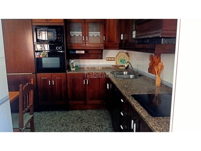 Foto e328aa00-bcfb-42e1-8964-2b2686faf557. Chalet  en venta en urbanización las marinas en Roquetas de Mar