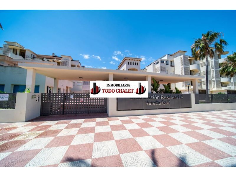 Foto 5c69e024-7861-40ce-b589-b2c669d28ca0. Piso  en venta en urbanización las marinas en Roquetas de Mar