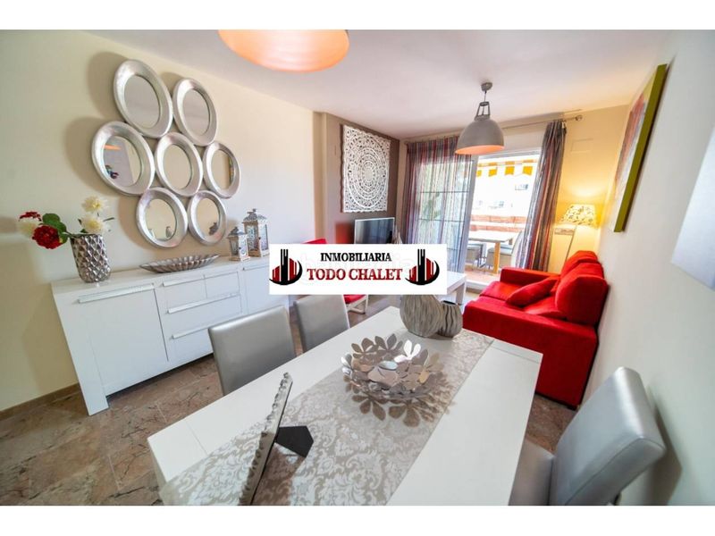 Foto e2d9f19d-a705-4d64-9ed4-3172de065f14. Piso  en venta en urbanización las marinas en Roquetas de Mar