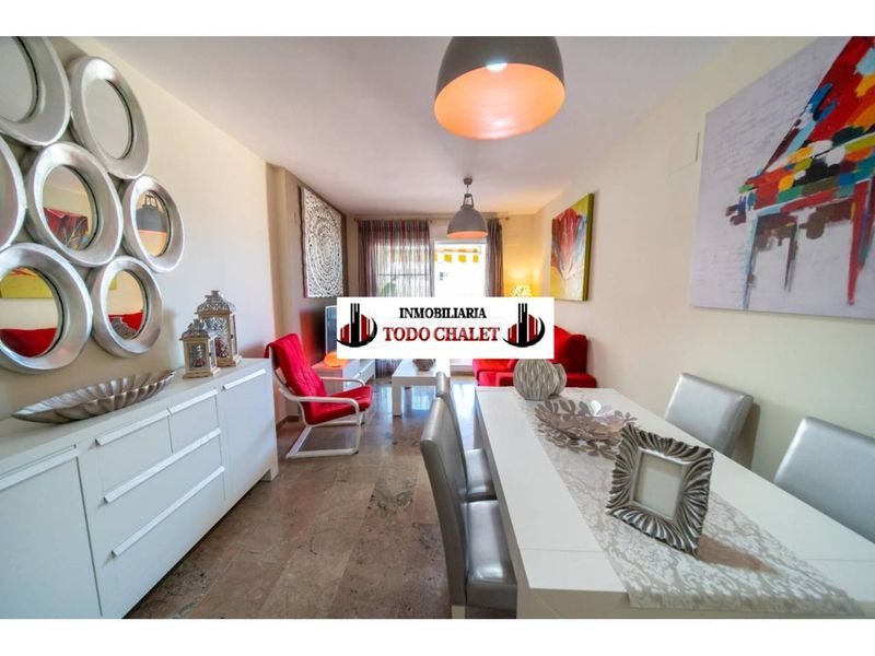 Foto e4131199-d915-47e4-855c-382a52056d70. Piso  en venta en urbanización las marinas en Roquetas de Mar