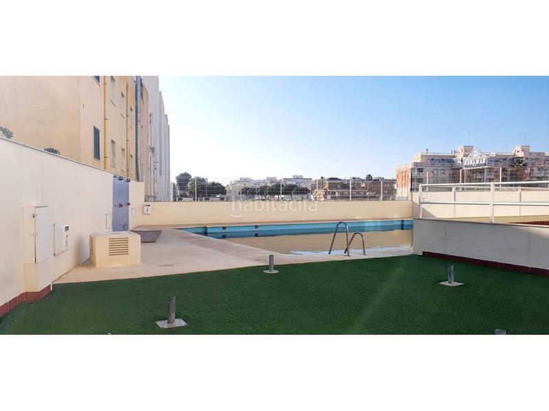 Foto 064bbfe6-3448-4b14-864b-0f15db692135. Apartamento  en venta en urbanización las marinas en Roquetas de Mar