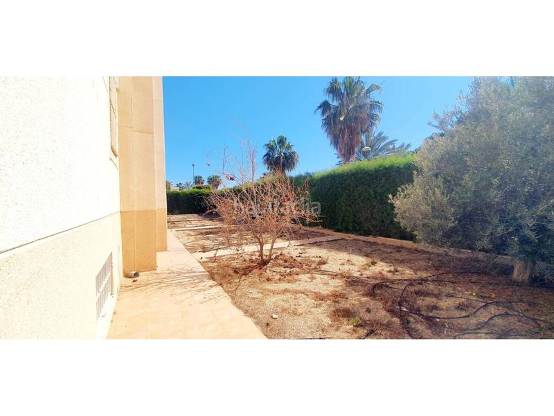 Foto 0997e36c-3057-4d8e-9d29-5acb5398fad3. Chalet  en venta en Almerimar en Almerimar Ejido (El)