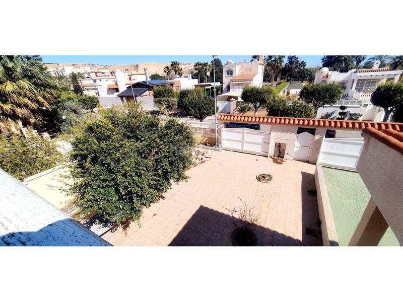 Foto 9937608a-4fe5-41ac-bdfc-f62996e754eb. Chalet  en venta en Almerimar en Almerimar Ejido (El)