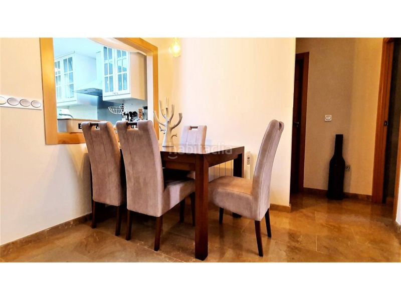 Foto 4fb5fc4e-870d-46d0-ae4f-ad1b6fd84ed1. Piso  en venta en urbanización de roquetaslas marinasel solanillo en Roquetas de Mar