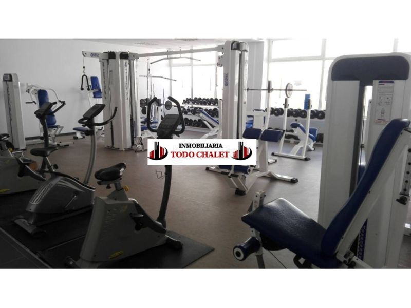 Foto c7932a23-5d1d-4ea4-81e4-3494f93b0a04. Piso  en venta en urbanización de roquetaslas marinasel solanillo en Roquetas de Mar