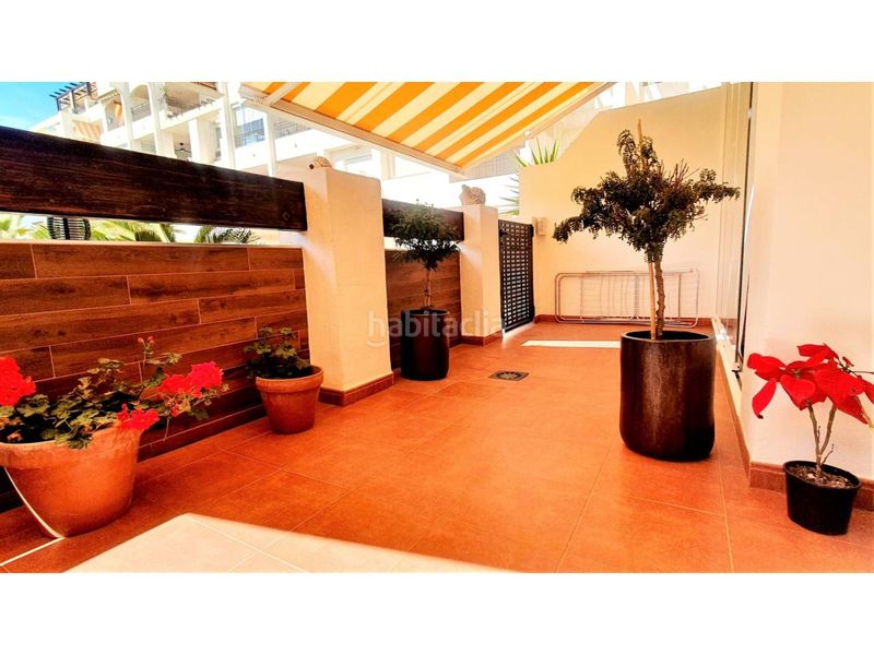 Foto ee873530-85c8-4862-968a-8cd81222008c. Piso  en venta en urbanización de roquetaslas marinasel solanillo en Roquetas de Mar
