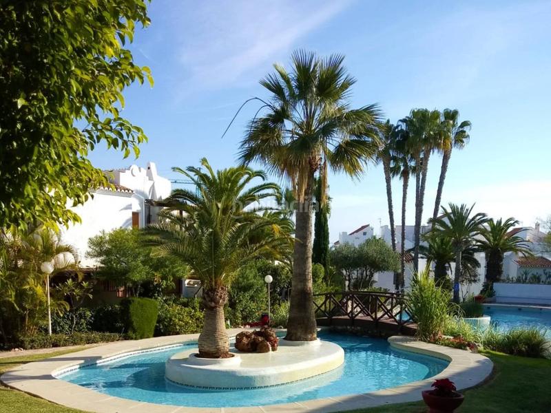 Foto eb4eb657-d061-4137-957b-d296e3308ff5. Reihenhaus mit parking pool in Aguadulce Sur Roquetas de Mar