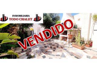 Casa adossada  Coto del pinar. Tríplex en el pozo de los frailes con patio