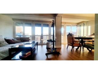 Piso en Almería 11. Vivienda de 3 dormitorios con vistas a la alcazaba de almería y