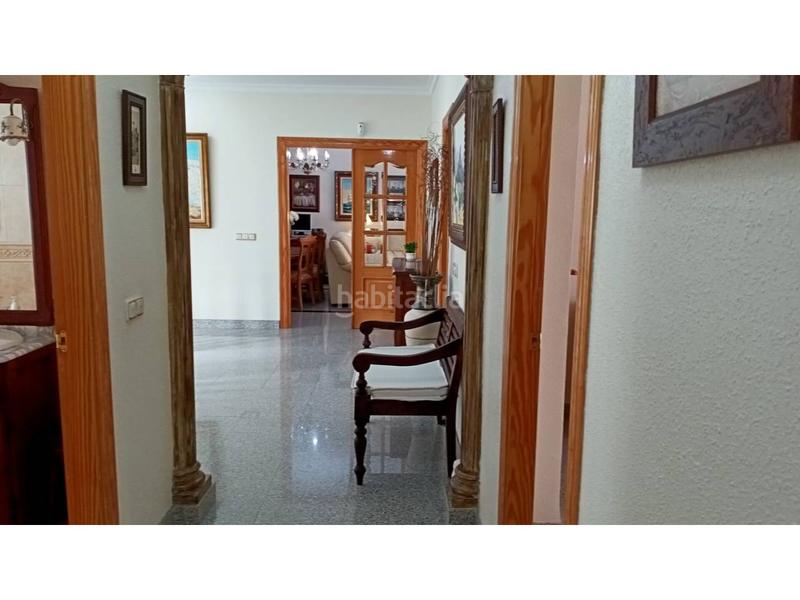 Foto 56724883-a404-42fb-9535-8de285f385d0. Xalet amb calefacció aparcament a Roquetas pueblo Roquetas de Mar