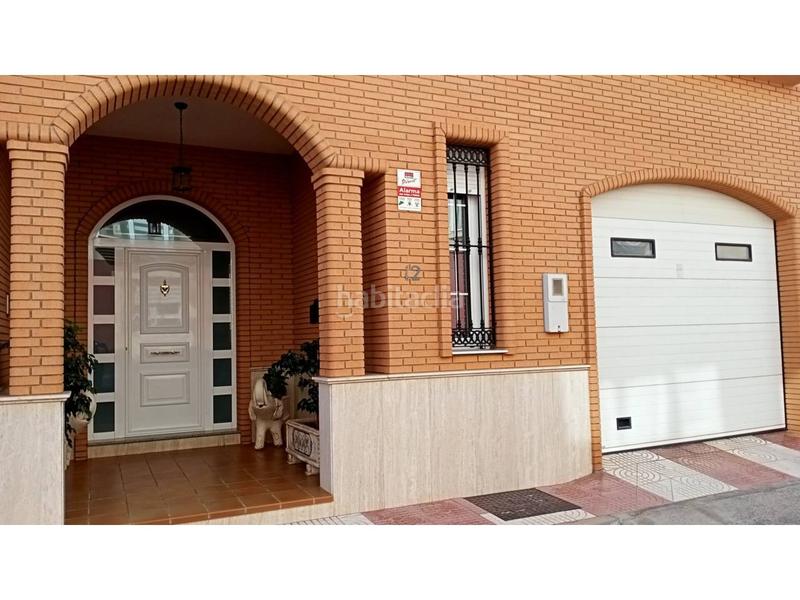 Foto b5bce2a5-1156-43d5-a95b-5507fb7b2f97. Xalet amb calefacció aparcament a Roquetas pueblo Roquetas de Mar