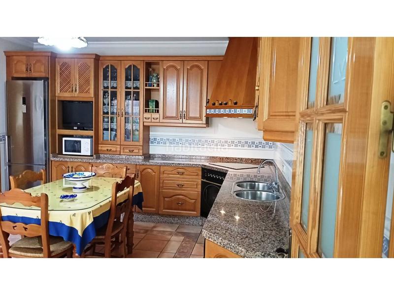 Foto b70672d7-9cda-48b8-9898-375b5efd0af8. Xalet amb calefacció aparcament a Roquetas pueblo Roquetas de Mar