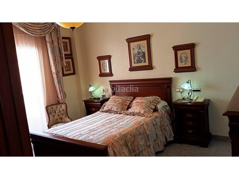 Foto bcd79a67-0d28-47c3-8569-d919ec091045. Xalet amb calefacció aparcament a Roquetas pueblo Roquetas de Mar