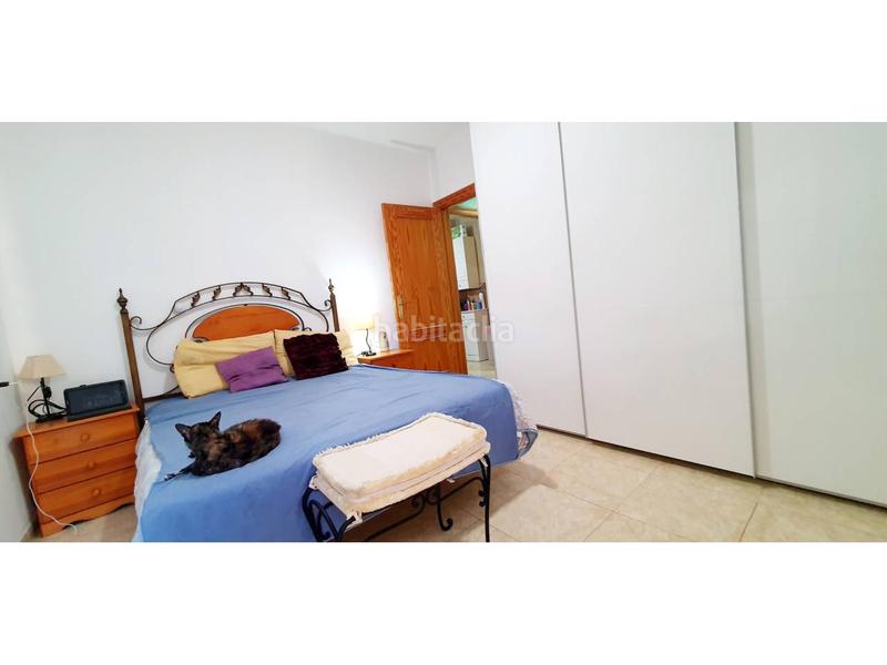 Foto 41b9872b-830d-4408-a0ae-824738e4c72e. Pis amb calefacció aparcament a Roquetas pueblo Roquetas de Mar