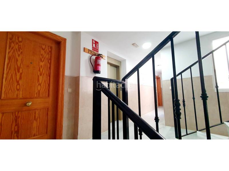 Foto 4507d979-ca54-4342-89c1-cf019695c535. Pis amb calefacció aparcament a Roquetas pueblo Roquetas de Mar