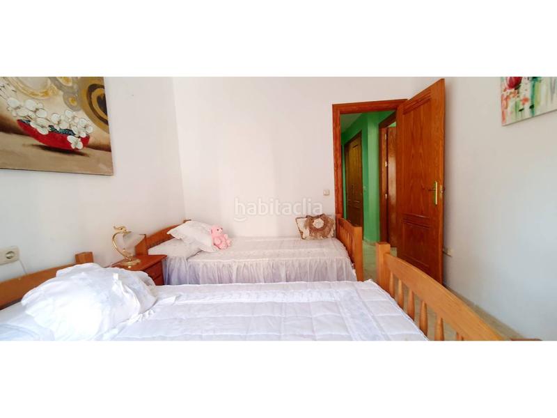 Foto b6ddff70-ee9d-4950-a3d2-a35db6f52f3c. Pis amb calefacció aparcament a Roquetas pueblo Roquetas de Mar