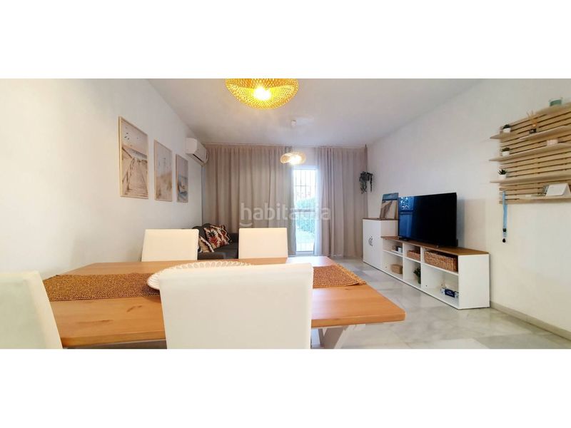 Foto 70566073-a957-4d84-a106-f3e6e6b2e35f. Alquiler apartamento en avenida diagonal 2 bienvenidos a este impresionante apartamento en el que podéis estar una corta estancia, o larga estancia de algunos mese en Roquetas de Mar