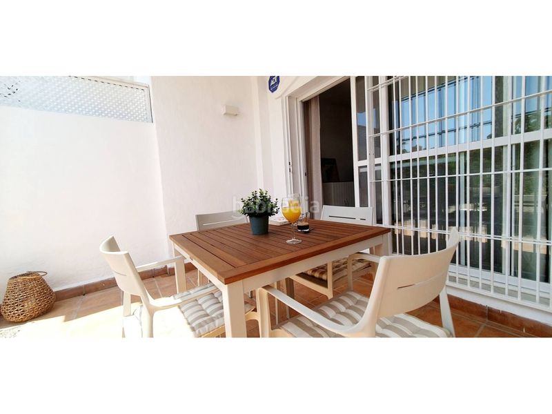 Foto 815c9d77-3823-4031-b0bd-eba4ffb1bb35. Alquiler apartamento en avenida diagonal 2 bienvenidos a este impresionante apartamento en el que podéis estar una corta estancia, o larga estancia de algunos mese en Roquetas de Mar