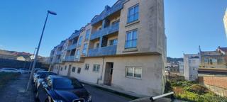 Parking voiture à Rúa Entrehortas