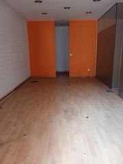 Local Comercial a De Rosalía De Castro