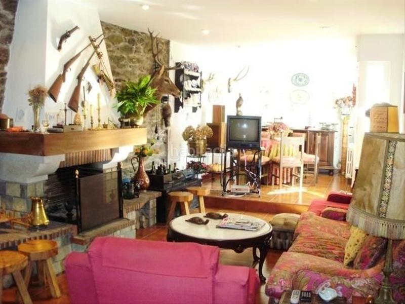 Foto 1f973be3-9be9-46ca-9112-234415f03537. Casa a Touro