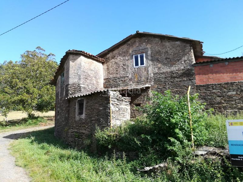 Foto 8cd20aa3-79b0-494d-b741-af2c5618ec98. Masia a Pino (O)