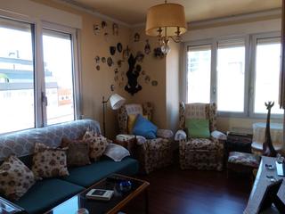 Appartement  Rúa ramón y cajal. Este piso se encuentra en rúa ramón y cajal, 15960, ribeira, a c