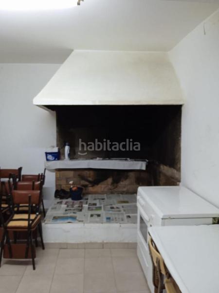 Foto e8e15b19-46f6-40f6-a3df-b3535fbdf9d5. Masia a Touro