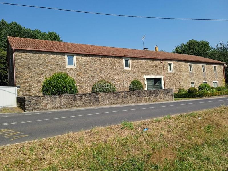 Foto f241b077-0de9-4371-8140-c1081e04eca3. Masia a Touro