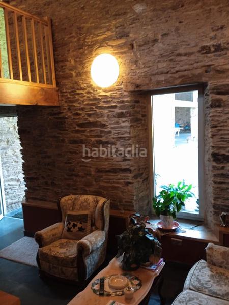 Foto f939af63-c702-4b18-a9e9-871af1a562cb. Masia a Touro