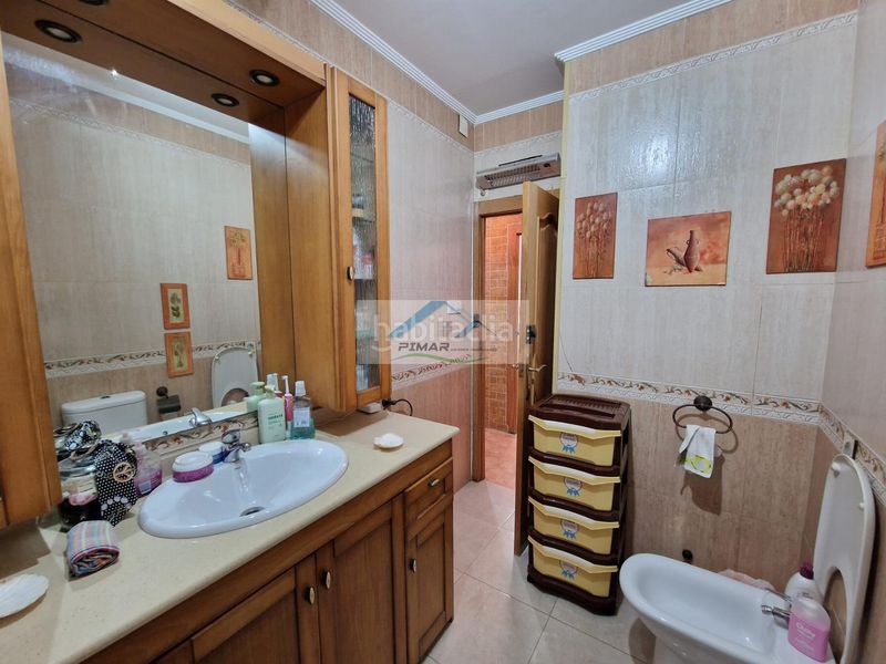 Foto bb4e7bf2-f768-4e44-ae47-de7035555e91. Casa amb aparcament a Gran Playa Santa Pola