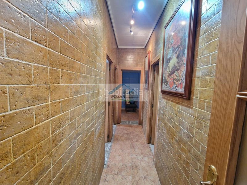 Foto d3ae0a3f-e0fe-4f9a-a4df-bf1563baecf4. Casa amb aparcament a Gran Playa Santa Pola