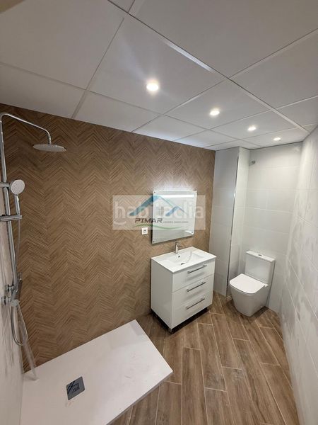 Foto 5d746dac-befc-4b10-acc0-f4b68641fa67. Estudi a Reina Victoria - Miguel Hernández Elche / Elx