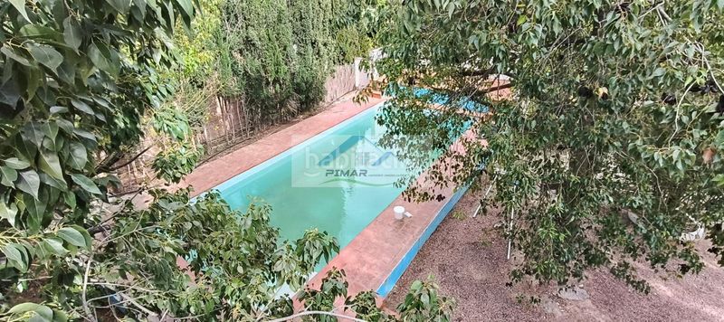 Foto a15ab08f-9d9a-427e-a7e6-23ecff76a7c1. Casa amb aparcament piscina a Albatera