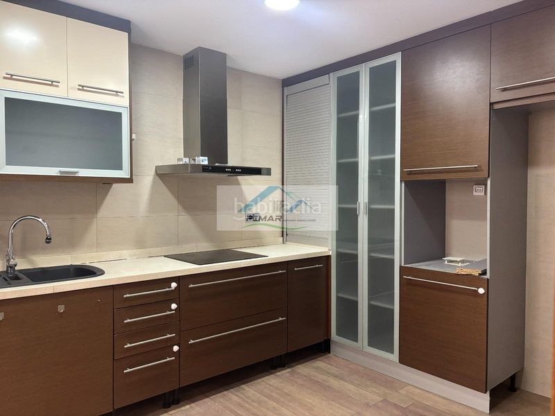 Foto 8b027a00-a97d-4ccd-bc77-8358e10628f7. Casa amb calefacció aparcament piscina a Catral