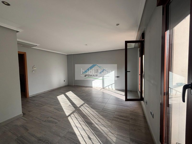 Foto e45800aa-9034-4a8a-abbb-0a1516bc500a. Casa amb calefacció aparcament piscina a Catral