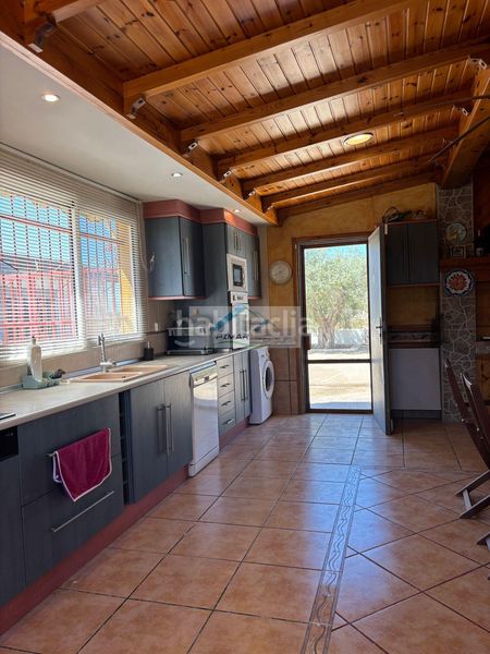 Foto 73e1ed94-125c-4e2a-b0aa-b35006dfb197. Xalet amb calefacció aparcament piscina a Torrellano Elche / Elx