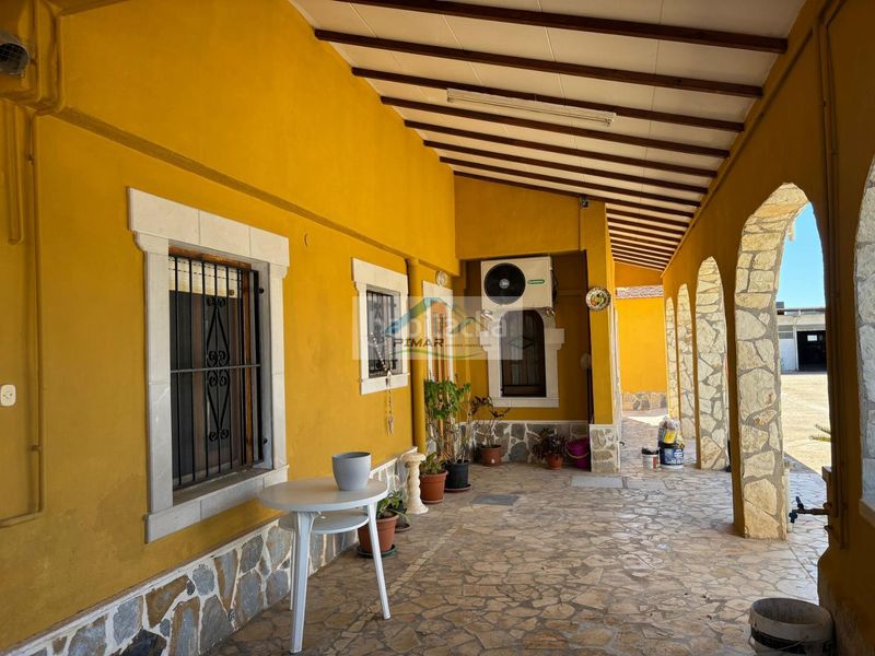 Foto e1ffd745-aaa6-4490-839e-d08d4854d396. Xalet amb calefacció aparcament piscina a Torrellano Elche / Elx