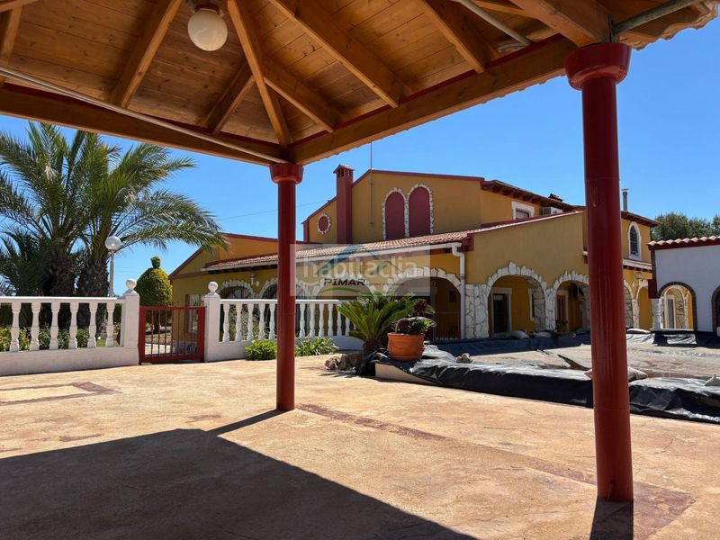 Foto f83f1411-2fbd-415b-8a52-9bf907a0ef89. Xalet amb calefacció aparcament piscina a Torrellano Elche / Elx