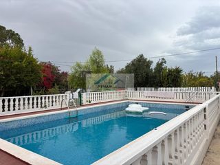 Chalet in El Altet. Elcheelxchalet