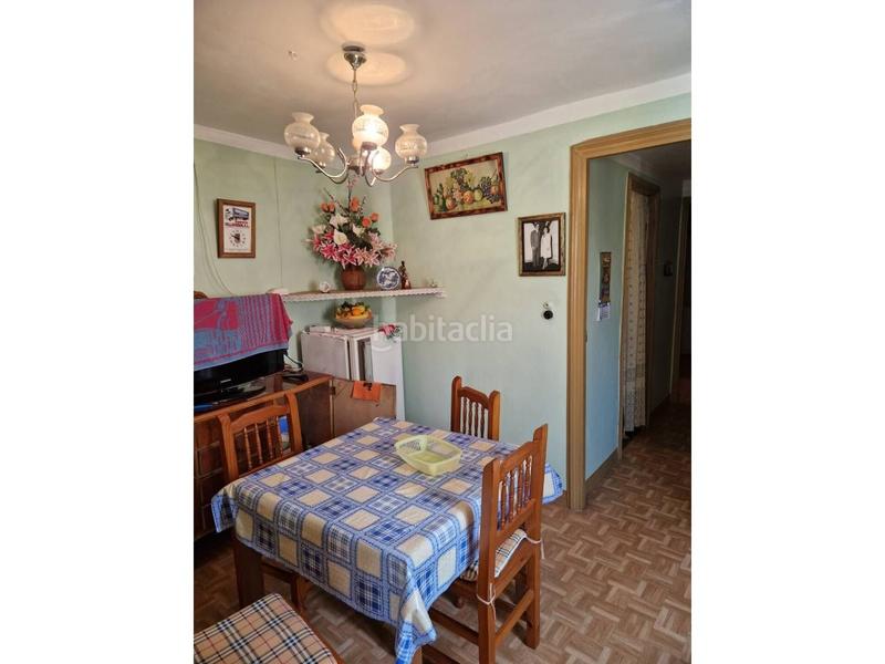 Foto aa6c4110-240d-43b1-a715-38f7e99d50a3. Casa  en venta en Petín