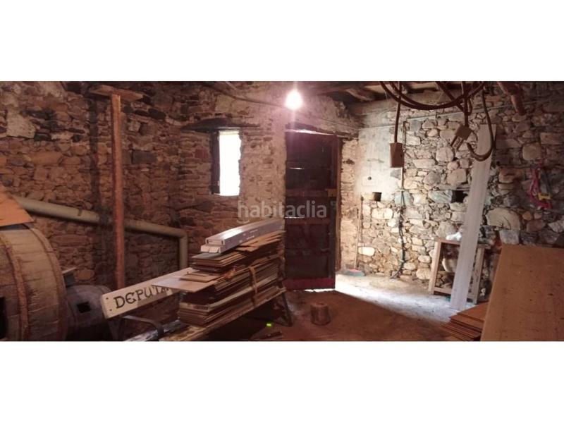 Foto ce8d48ca-d415-4f68-b666-0ffa0a492017. Casa  en venta en Petín