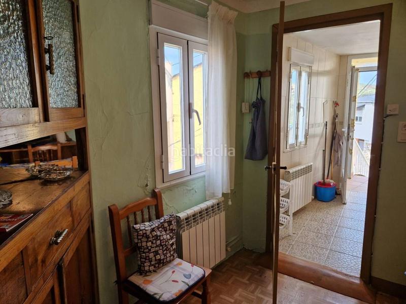 Foto d255a27d-5a8e-4533-8fc2-0799e95ea5a5. Casa  en venta en Petín