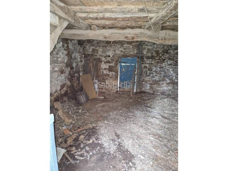 Foto c6fad6a6-f3a9-4695-a0bd-ef28d403033f. Casa  en venta en chao das donas en Bolo (O)