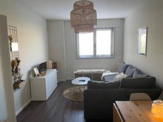 Miete Appartement  Concepción arenal 11. Alquiler de apartamento en ares
